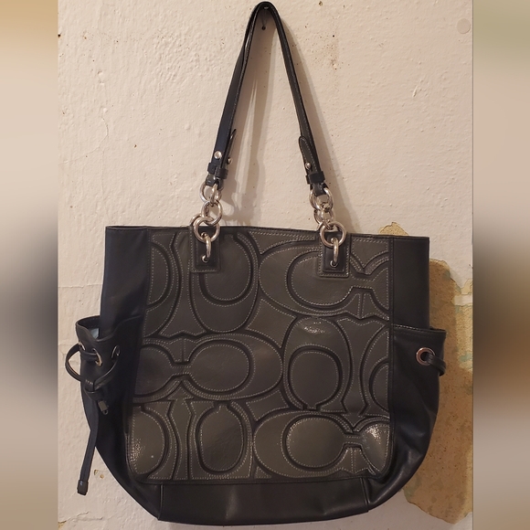 Coach Collette Shoulder Bag - Picture 1 of 5